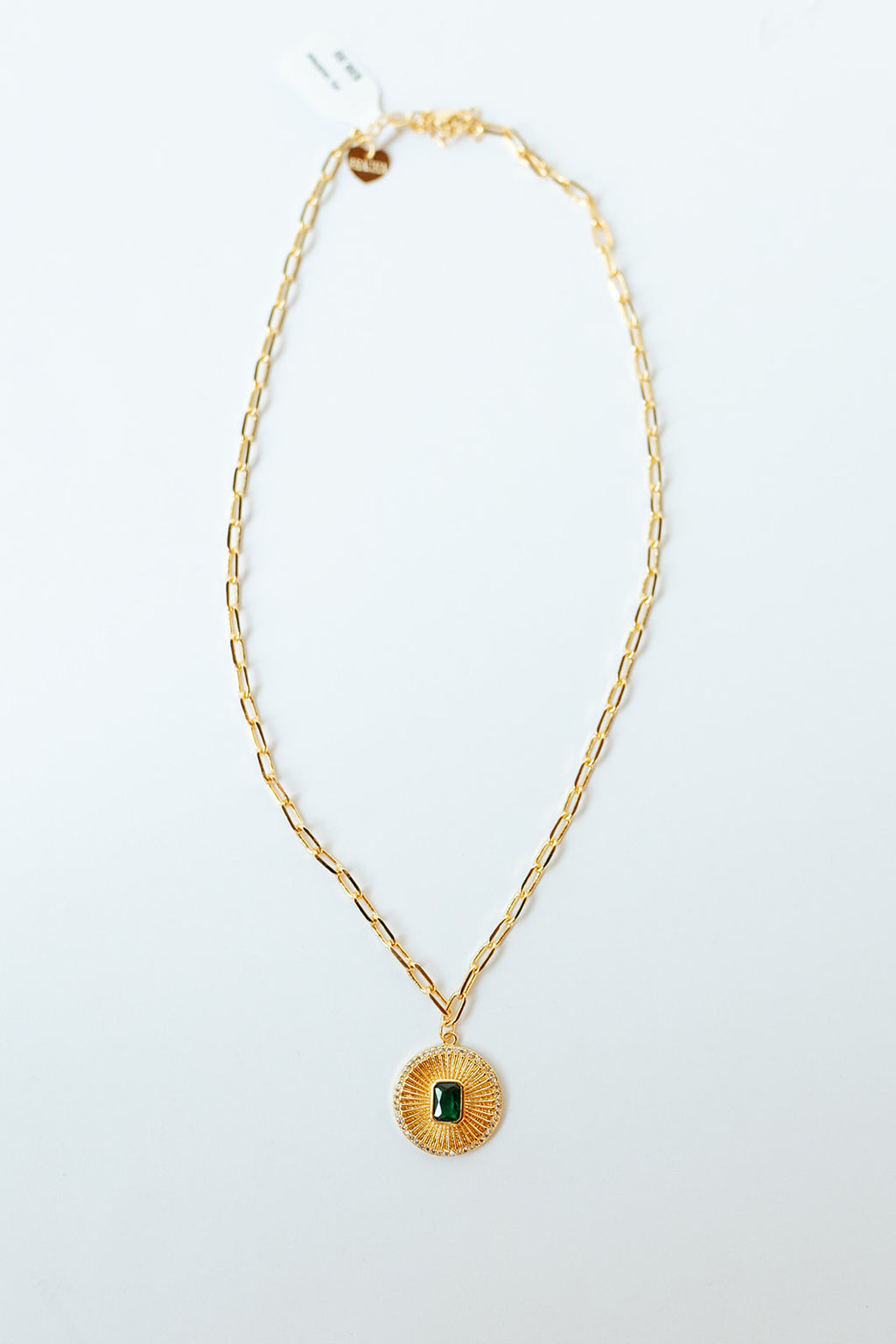 mode, oly necklace