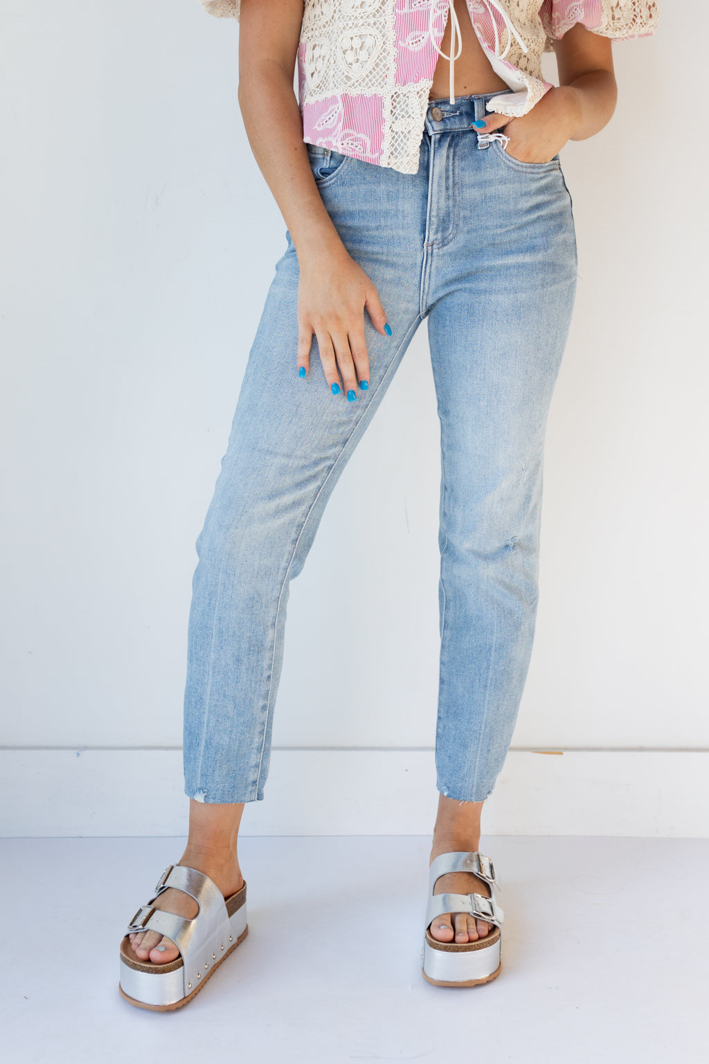 mode, monroe high rise crop jean