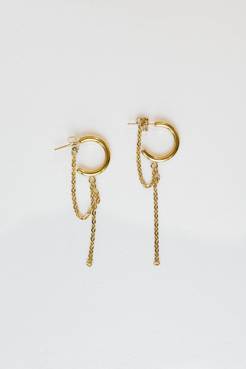 beck chain earrings