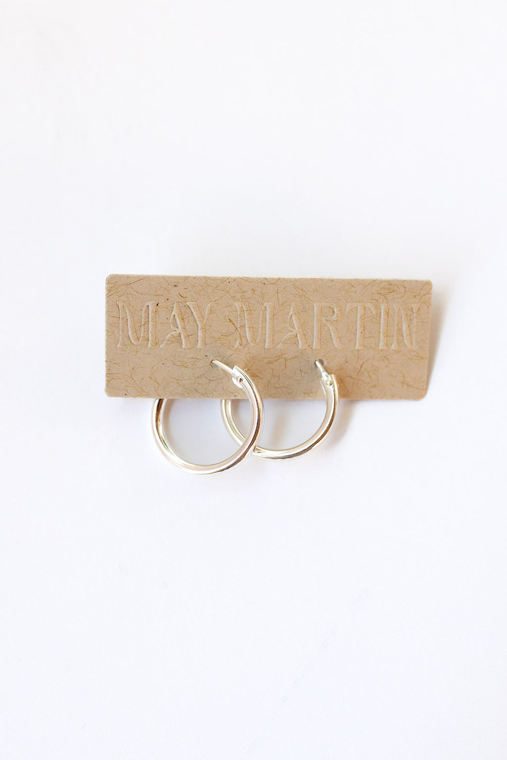 mode, medium hinge hoops, silver