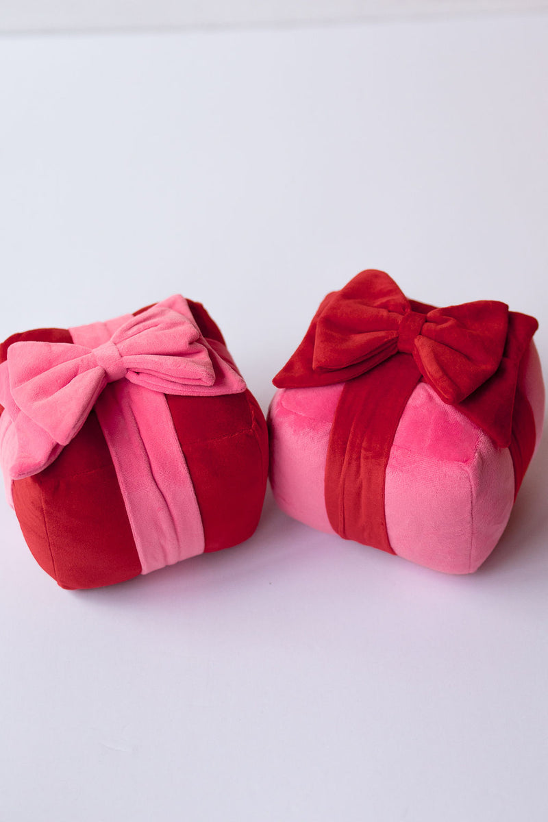 gift box pillow