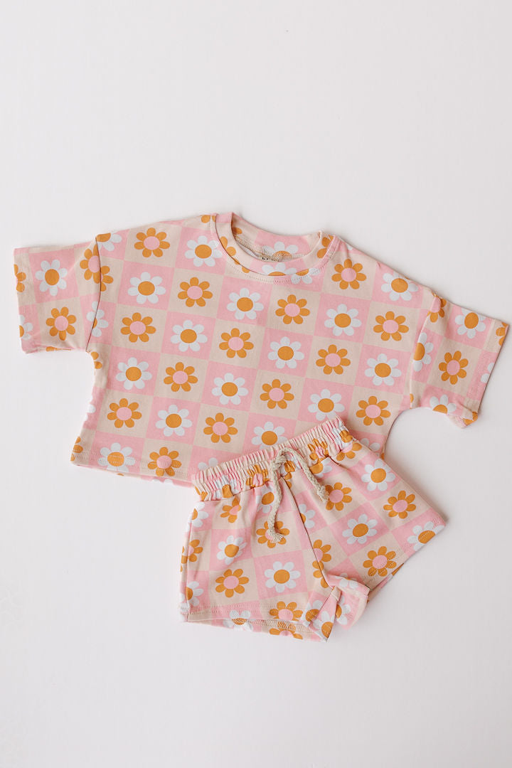 retro daisy short set