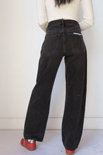 lexi mid rise bowed straight jean