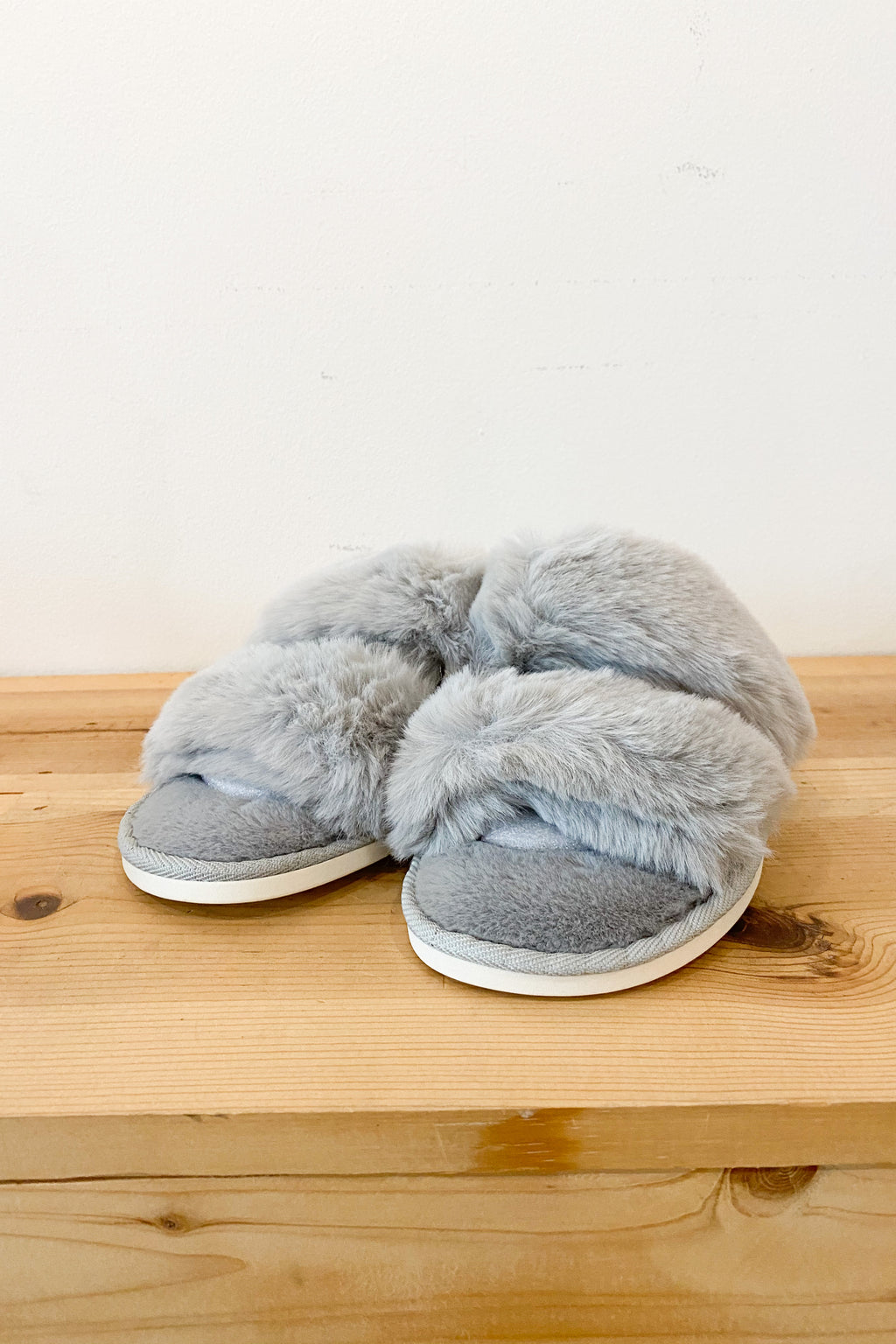 Dusty Blue Fluffy Slippers, Rainbow / L (US 8-9)