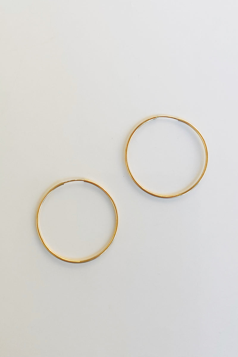 the perfect gold hoop